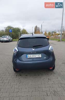 Хэтчбек Renault Zoe 2018 в 