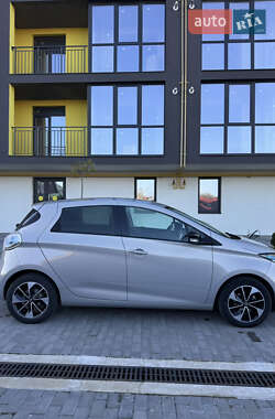 Хэтчбек Renault Zoe 2018 в 