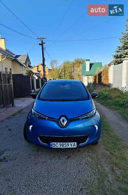 Хетчбек Renault Zoe 2016 в  фото 11 Хетчбек Renault Zoe 2016 в