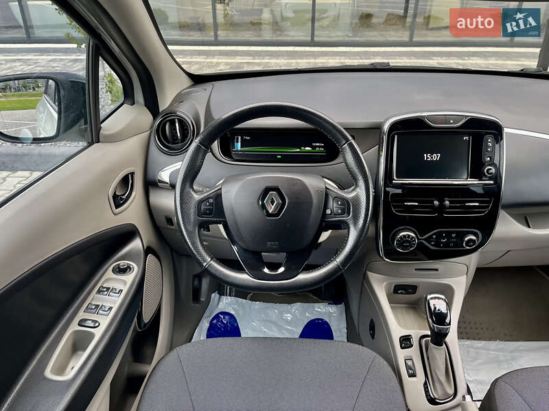Хэтчбек Renault Zoe 2015 в Луцке фото 22 Хэтчбек Renault Zoe 2015 в Луцке