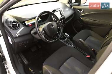 Хэтчбек Renault Zoe 2017 в 