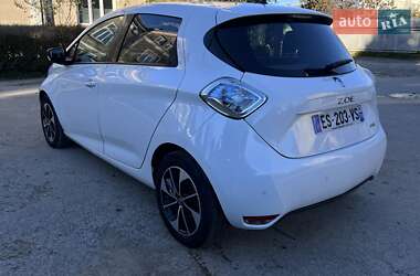 Хэтчбек Renault Zoe 2017 в 