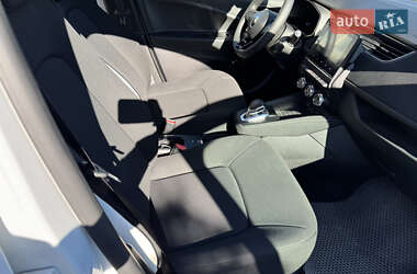 Хетчбек Renault Zoe 2020 в 