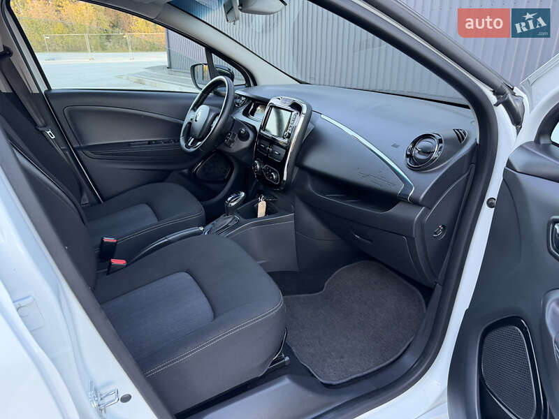 Хэтчбек Renault Zoe 2017 в Дубно фото 53 Хэтчбек Renault Zoe 2017 в Дубно