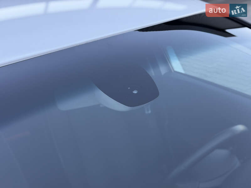 Хэтчбек Renault Zoe 2017 в Дубно фото 82 Хэтчбек Renault Zoe 2017 в Дубно
