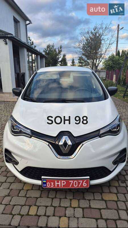 Хэтчбек Renault Zoe 2020 в 