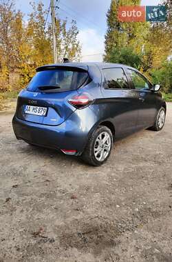Хэтчбек Renault Zoe 2019 в 