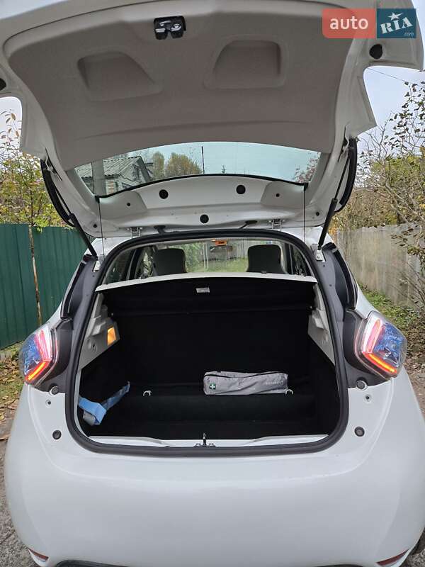 Хэтчбек Renault Zoe 2017 в Киеве фото 2 Хэтчбек Renault Zoe 2017 в Киеве