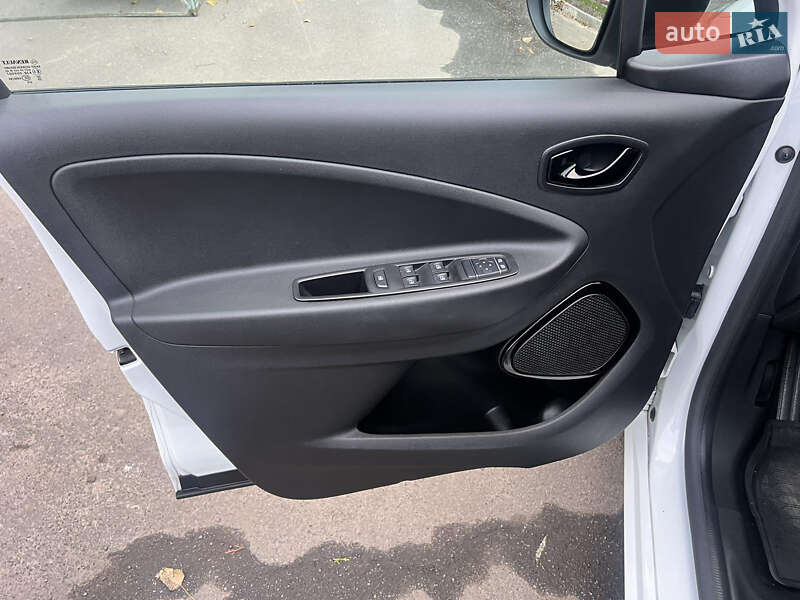 Хетчбек Renault Zoe 2020 в Києві фото 14 Хетчбек Renault Zoe 2020 в Києві