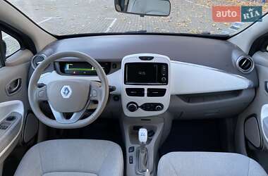 Хэтчбек Renault Zoe 2019 в 