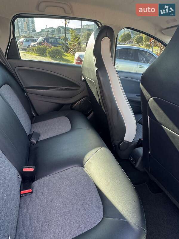 Хэтчбек Renault Zoe 2020 в Львове фото 6 Хэтчбек Renault Zoe 2020 в Львове