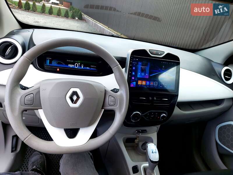 Хетчбек Renault Zoe 2017 в Львові