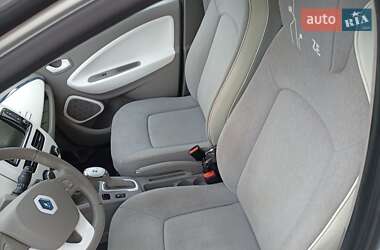 Хетчбек Renault Zoe 2014 в  фото 12 Хетчбек Renault Zoe 2014 в