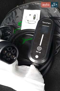 Хетчбек Renault Zoe 2014 в  фото 20 Хетчбек Renault Zoe 2014 в