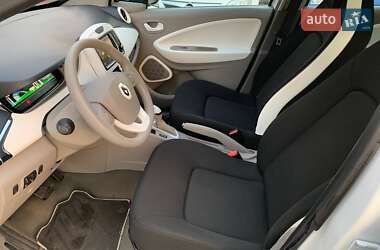 Хетчбек Renault Zoe 2015 в  фото 19 Хетчбек Renault Zoe 2015 в