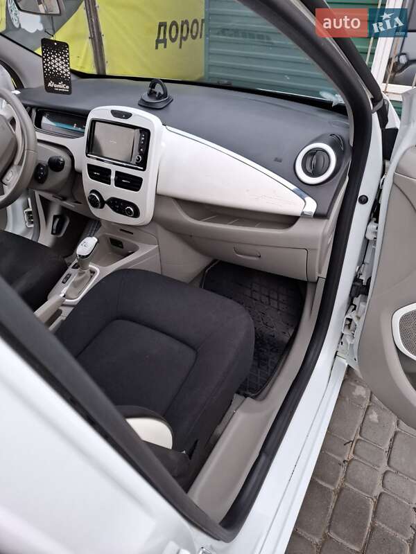 Хэтчбек Renault Zoe 2015 в Виннице фото 4 Хэтчбек Renault Zoe 2015 в Виннице