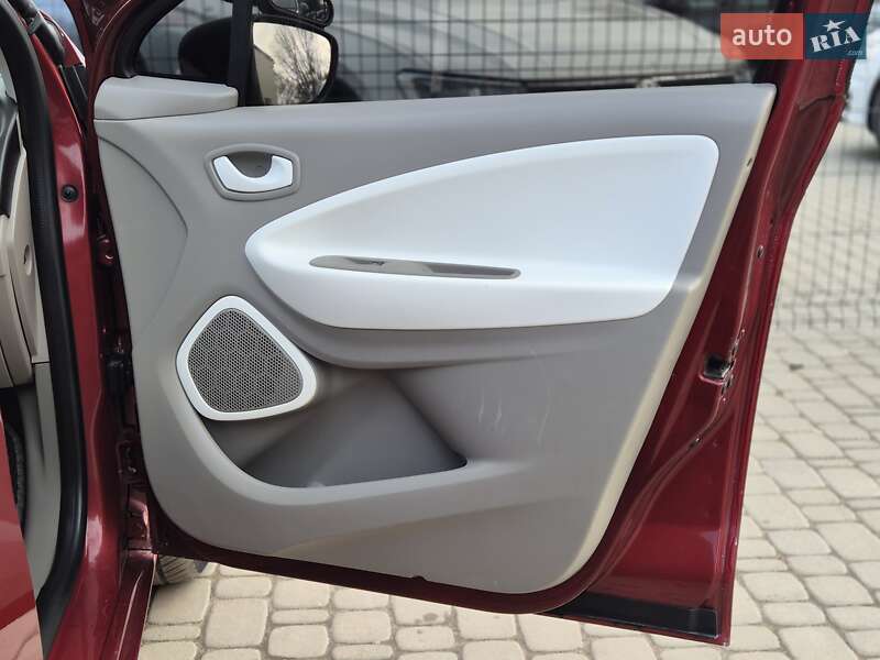 Хетчбек Renault Zoe 2018 в Бердичеві фото 30 Хетчбек Renault Zoe 2018 в Бердичеві