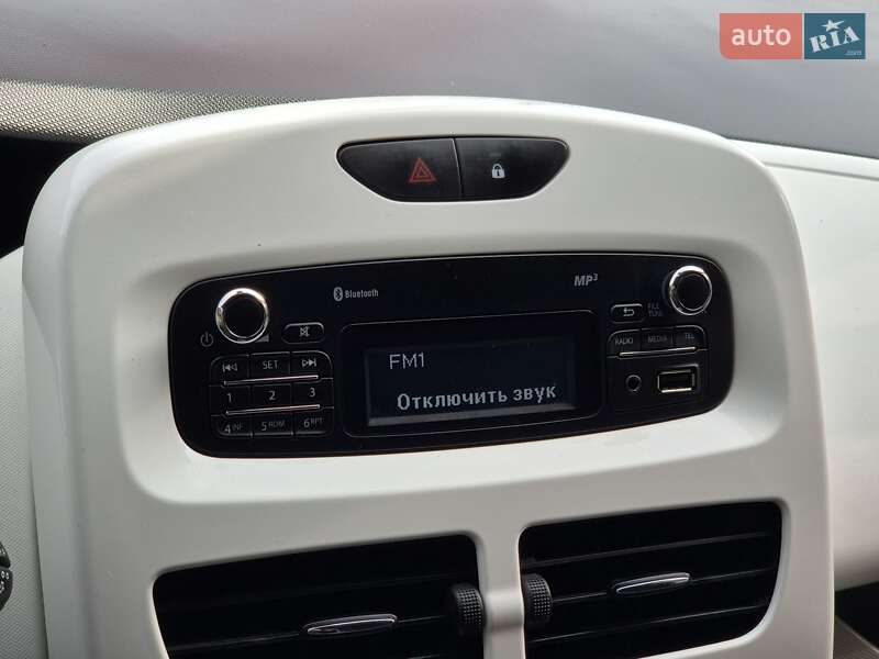 Хетчбек Renault Zoe 2018 в Бердичеві фото 46 Хетчбек Renault Zoe 2018 в Бердичеві