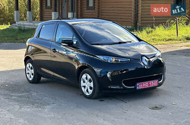 Хетчбек Renault Zoe 2015 в  фото 2 Хетчбек Renault Zoe 2015 в