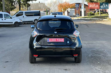Хетчбек Renault Zoe 2015 в  фото 8 Хетчбек Renault Zoe 2015 в