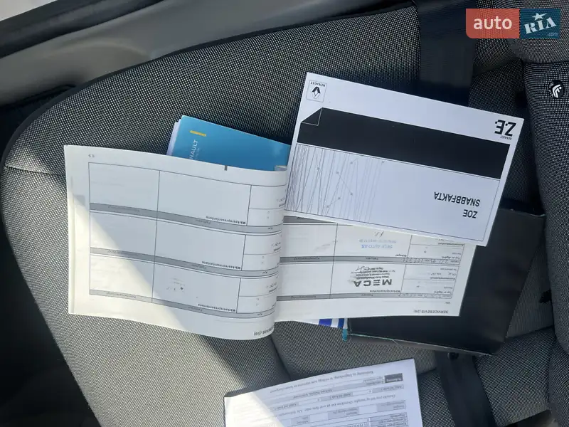 Хетчбек Renault Zoe 2015 в Золочеві документ