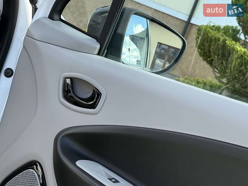 Хетчбек Renault Zoe 2013 в Дрогобичі
