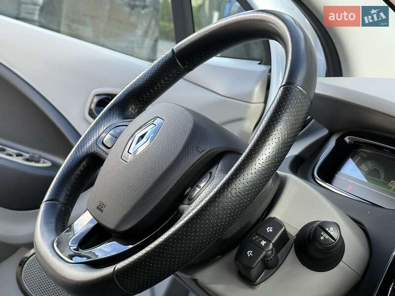 Хетчбек Renault Zoe 2013 в Дрогобичі
