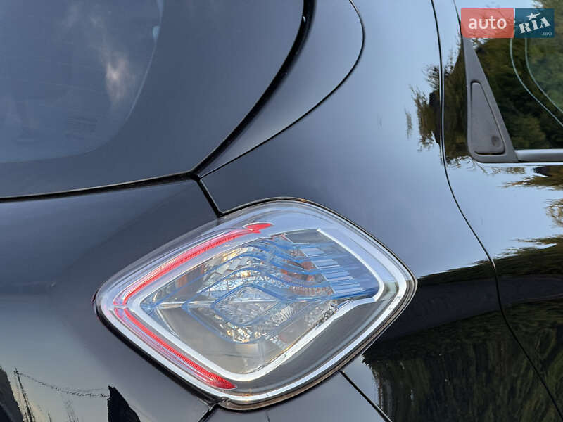 Хетчбек Renault Zoe 2014 в Стрию фото 27 Хетчбек Renault Zoe 2014 в Стрию
