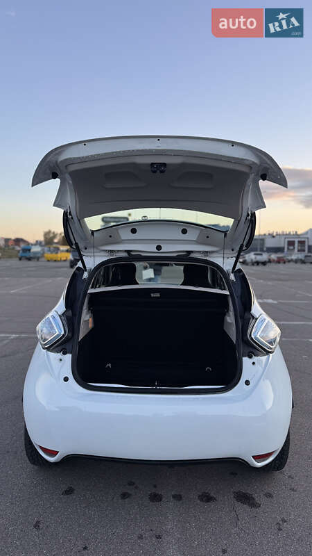 Хэтчбек Renault Zoe 2018 в Киеве фото 16 Хэтчбек Renault Zoe 2018 в Киеве