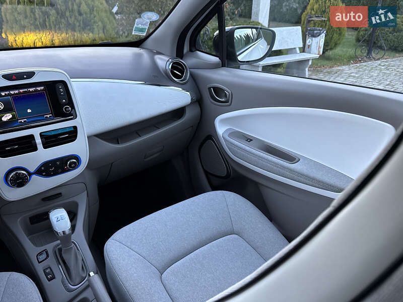 Хэтчбек Renault Zoe 2017 в Самборе фото 51 Хэтчбек Renault Zoe 2017 в Самборе