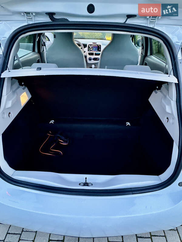 Хэтчбек Renault Zoe 2017 в Самборе фото 71 Хэтчбек Renault Zoe 2017 в Самборе