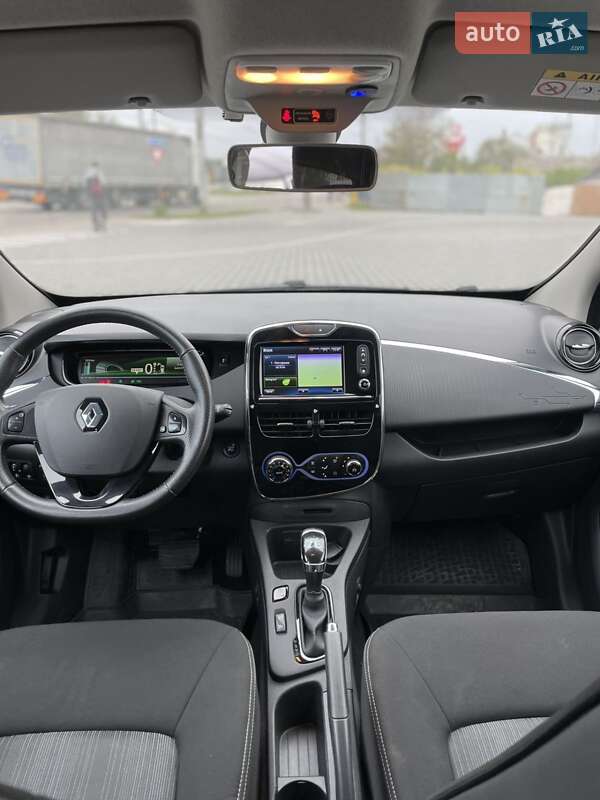 Хетчбек Renault Zoe 2017 в Полтаві фото 2 Хетчбек Renault Zoe 2017 в Полтаві