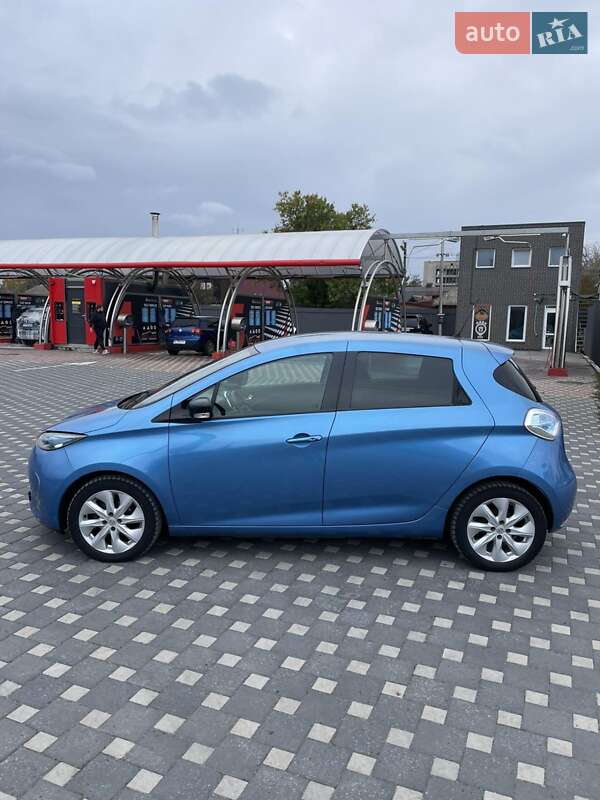 Хетчбек Renault Zoe 2017 в Полтаві фото 6 Хетчбек Renault Zoe 2017 в Полтаві