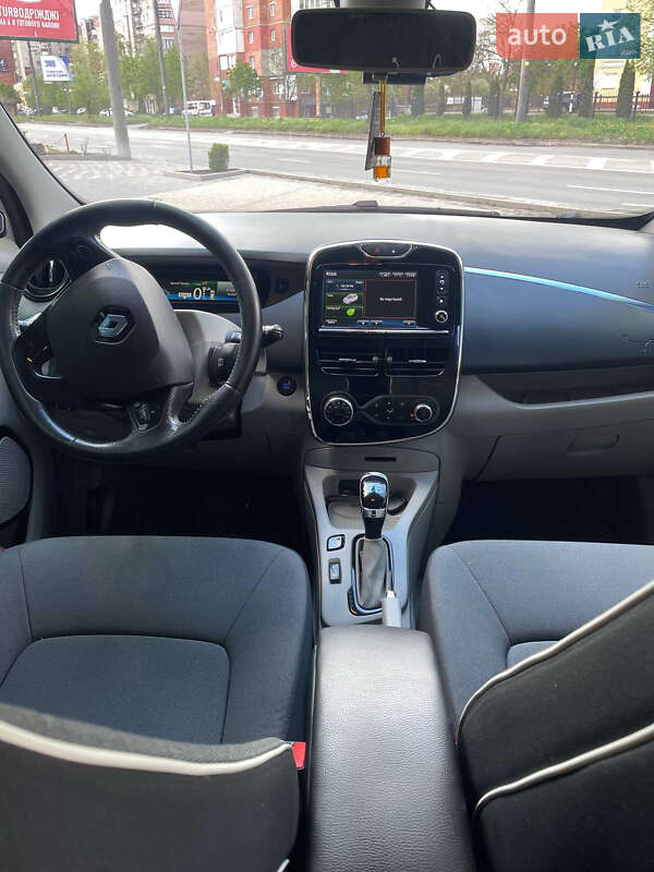 Хетчбек Renault Zoe 2013 в Івано-Франківську