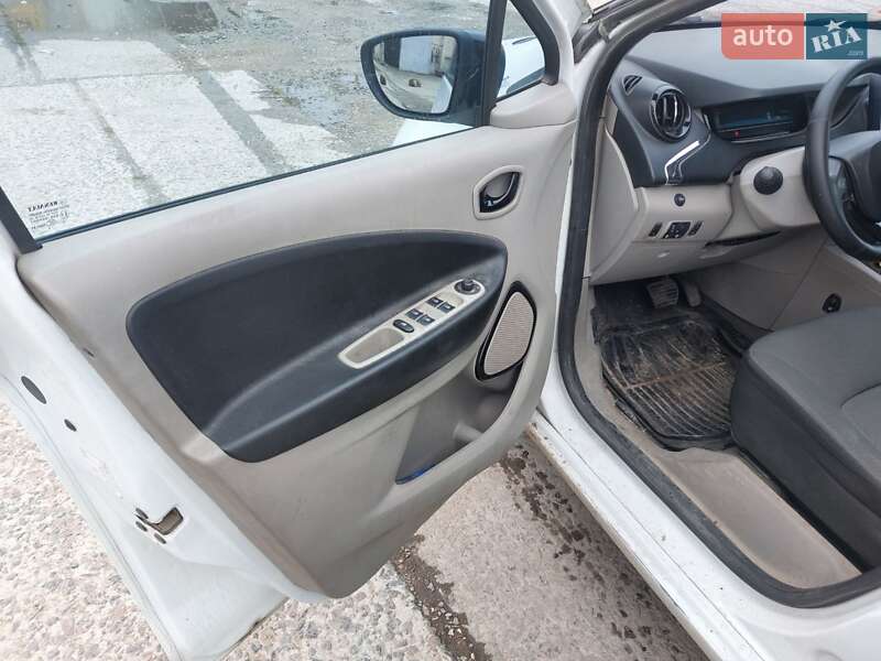 Хетчбек Renault Zoe 2015 в Одесі
