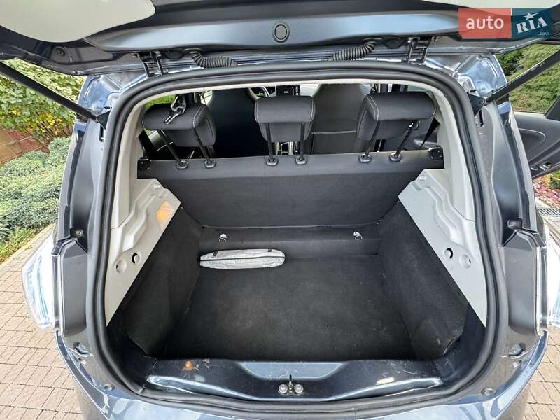 Хэтчбек Renault Zoe 2018 в Луцке