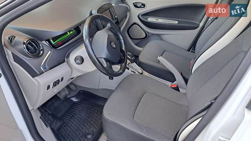 Хетчбек Renault Zoe 2016 в Львові фото 2 Хетчбек Renault Zoe 2016 в Львові