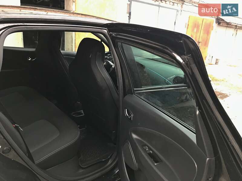 Хэтчбек Renault Zoe 2017 в Луцке