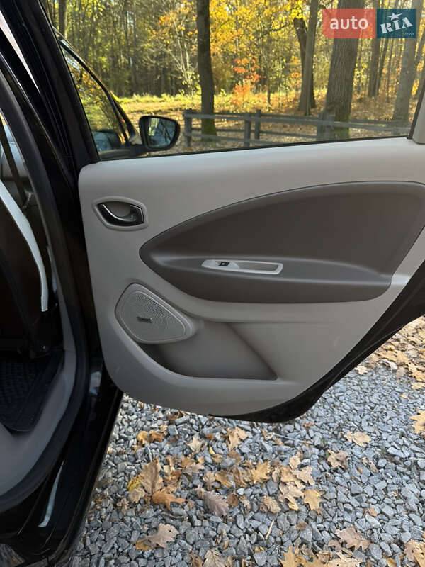 Хэтчбек Renault Zoe 2017 в Бродах фото 16 Хэтчбек Renault Zoe 2017 в Бродах