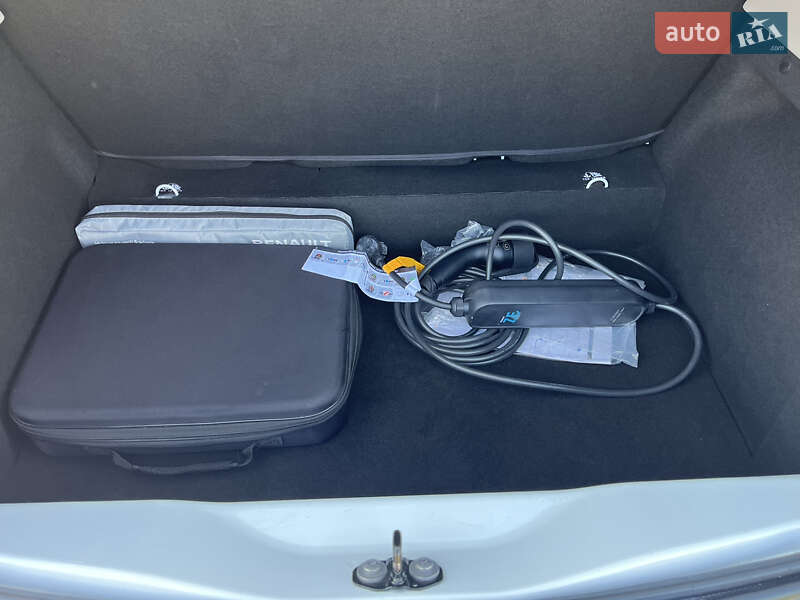 Хэтчбек Renault Zoe 2020 в Староконстантинове