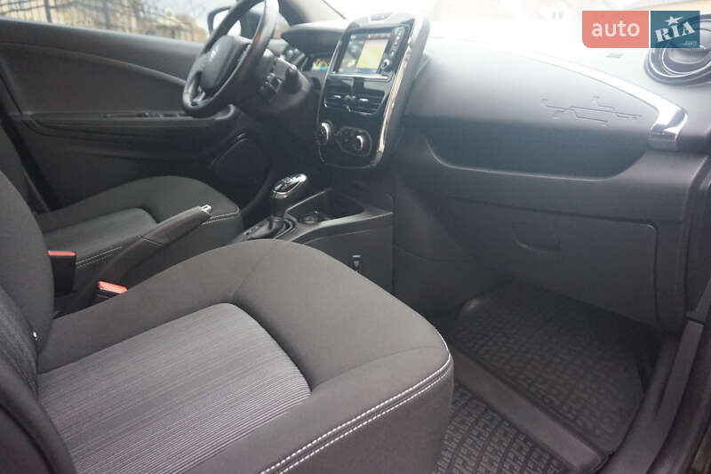 Хэтчбек Renault Zoe 2018 в Самборе фото 39 Хэтчбек Renault Zoe 2018 в Самборе