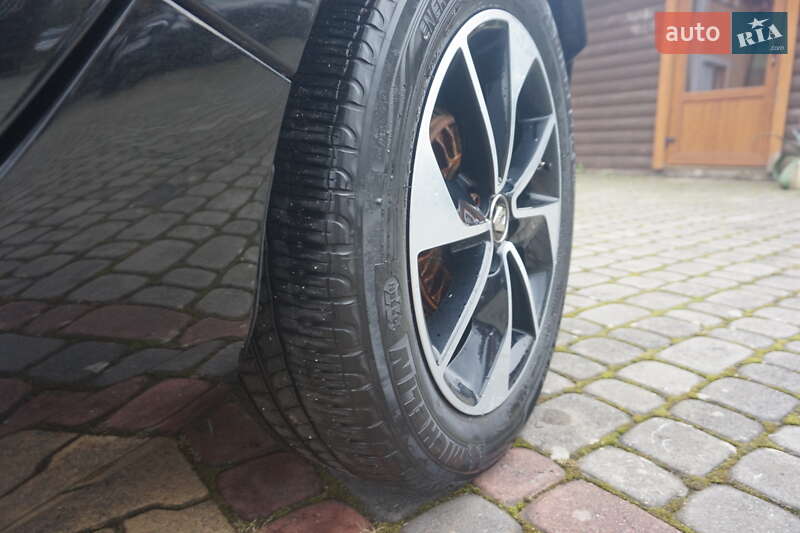 Хэтчбек Renault Zoe 2018 в Самборе фото 63 Хэтчбек Renault Zoe 2018 в Самборе