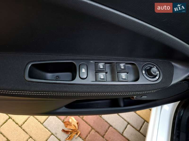 Хэтчбек Renault Zoe 2018 в Звягеле