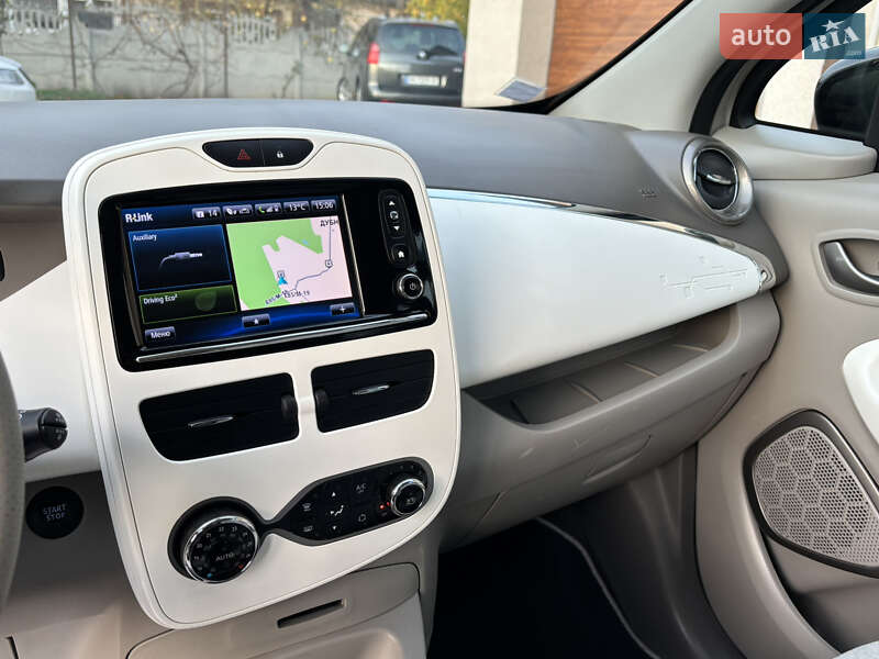 Хэтчбек Renault Zoe 2018 в Дубно