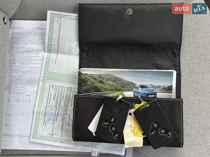 Хэтчбек Renault Zoe 2018 в Дубно