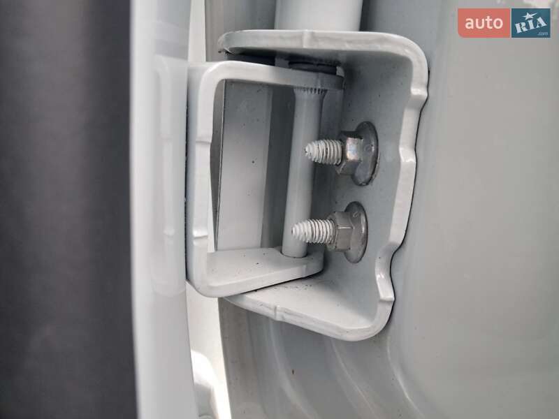 Хэтчбек Renault Zoe 2023 в Ровно фото 33 Хэтчбек Renault Zoe 2023 в Ровно