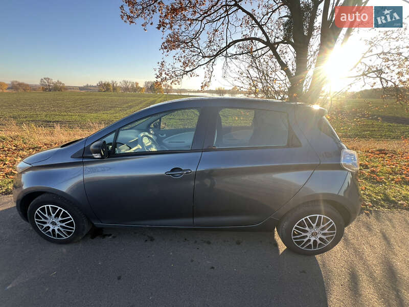 Хетчбек Renault Zoe 2017 в Демидівці