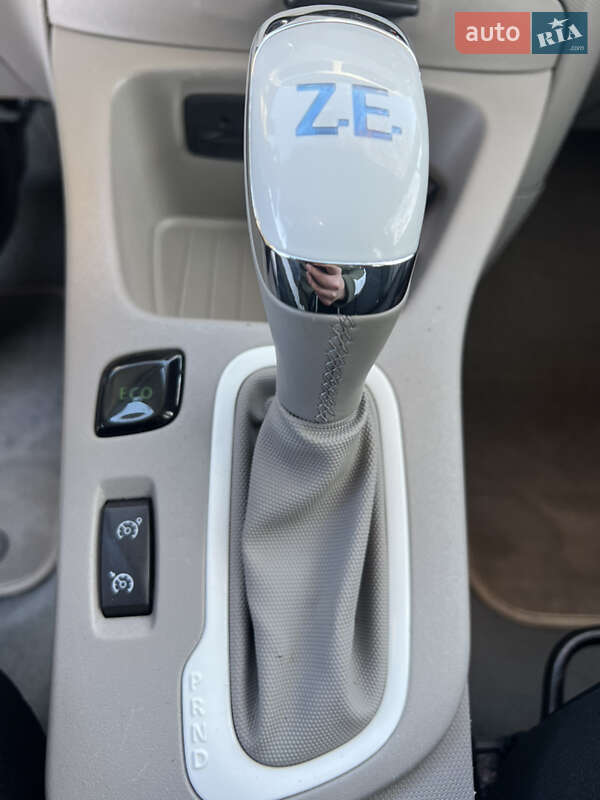 Хетчбек Renault Zoe 2017 в Демидівці