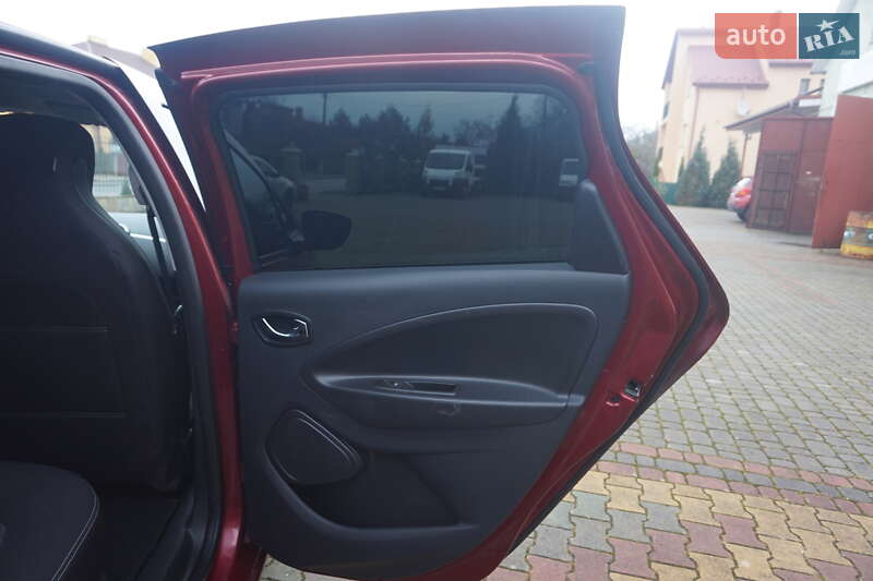Хэтчбек Renault Zoe 2018 в Самборе фото 43 Хэтчбек Renault Zoe 2018 в Самборе