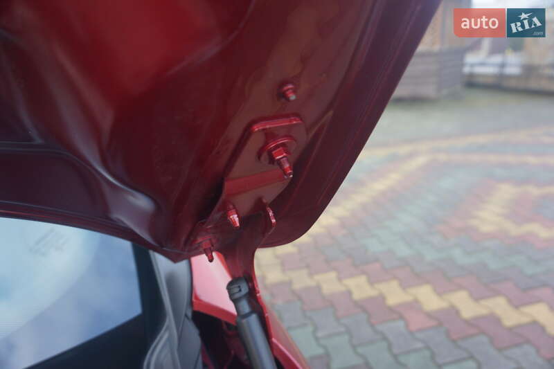 Хэтчбек Renault Zoe 2018 в Самборе фото 55 Хэтчбек Renault Zoe 2018 в Самборе